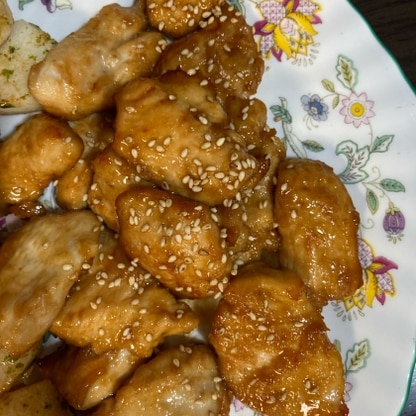 鶏肉にタレの味がしっかり馴染んでいて、美味しかったです♪
ご馳走様でした！